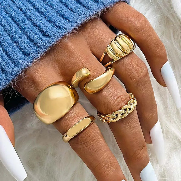 Chic Shine Adjustable Rings Set